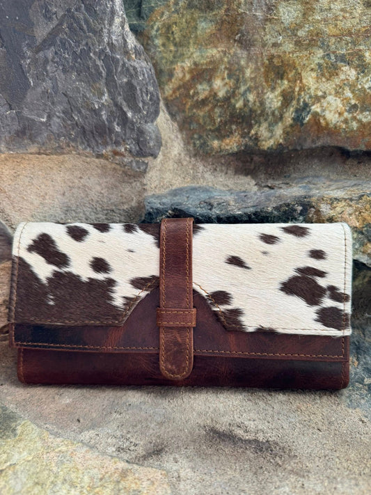 Cowhide Clutch Brown & White with Strap