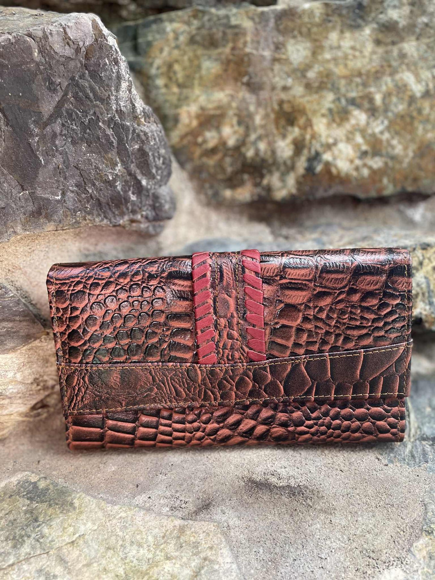 Crocodile Print Leather T Purse